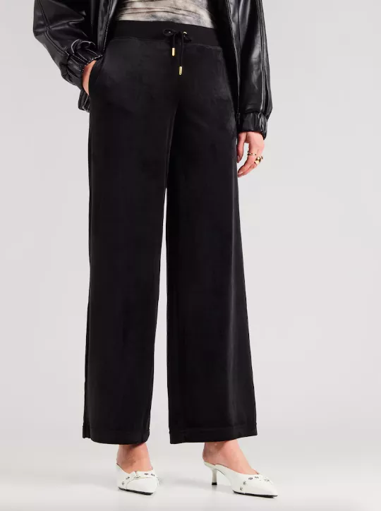 <p>Juicy Couture 1329 Kč</p>
