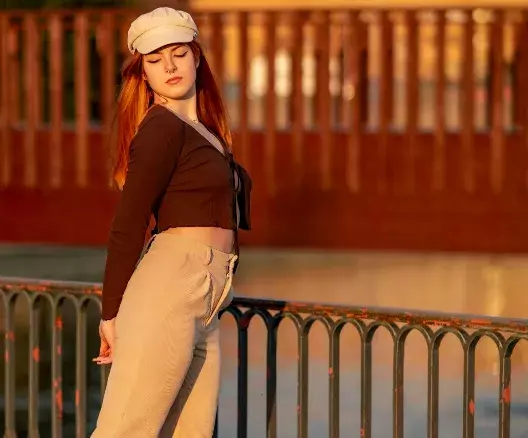 Vzpomínáte na Capri kalhoty? Ženy zeštíhlí a hezky se kombinují s .…