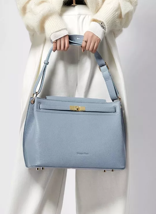 Modrá kabelka, Victoria Hyde, 1 999 Kč