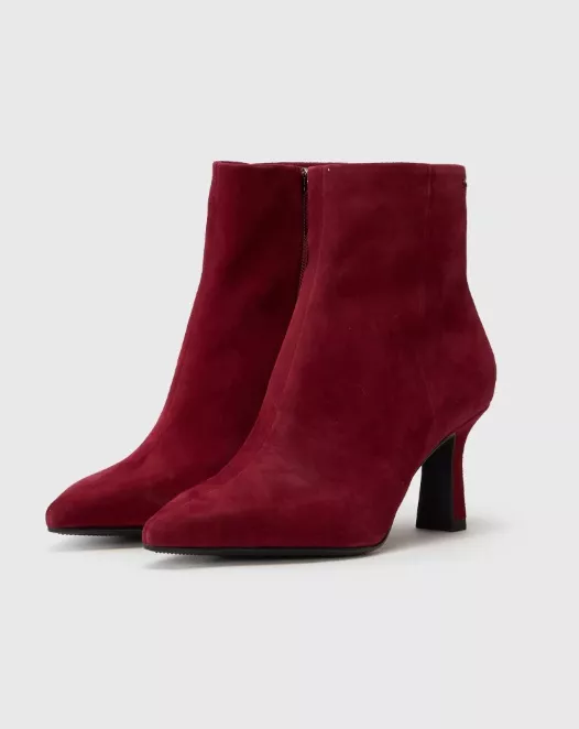 Kotníkové semišové boty, Tamaris, 2 199 Kč