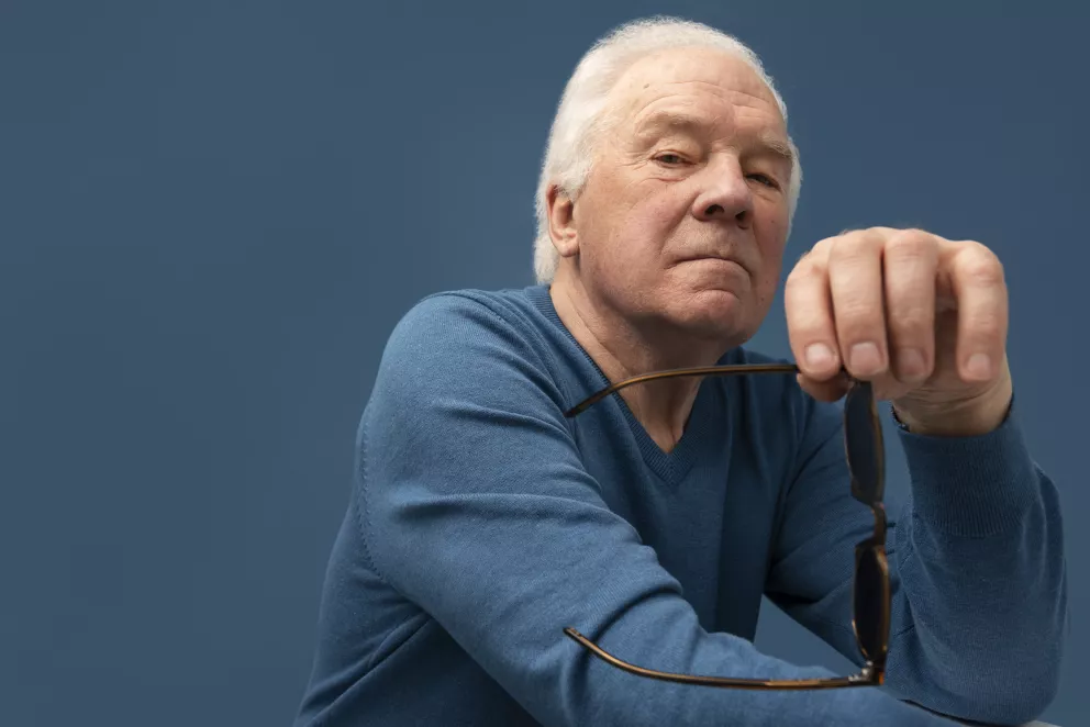 muž, smutek, problémy, rodina, manželka, péče