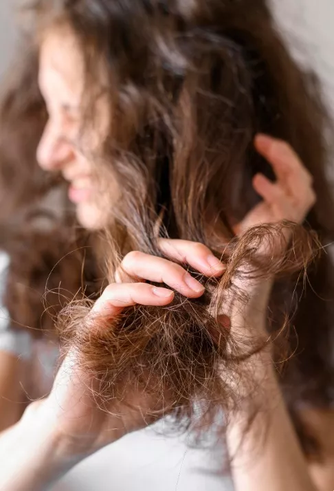 roztřepené konečky