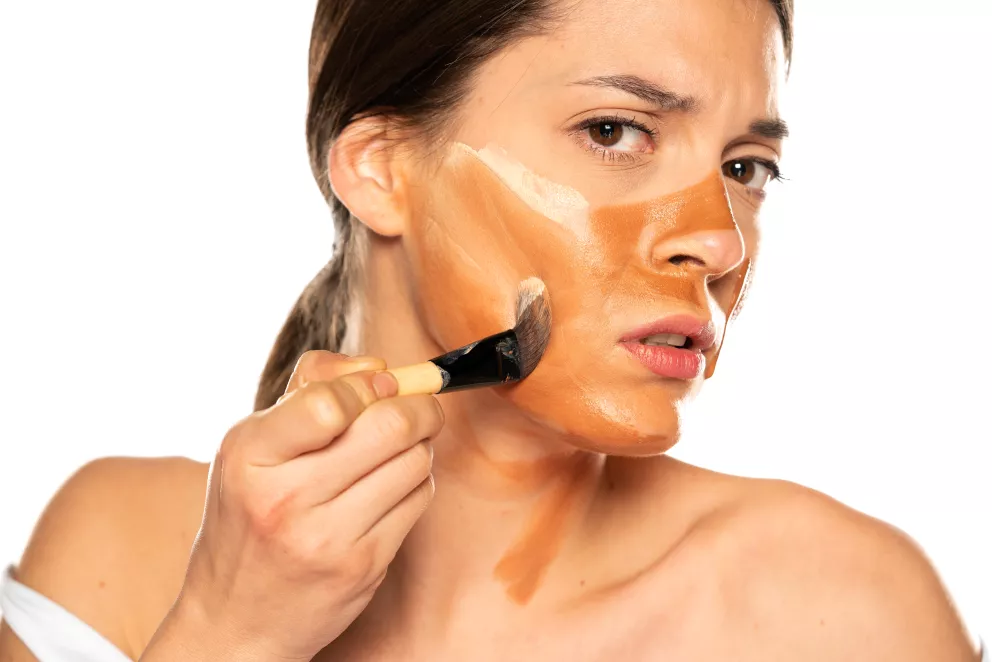 silná vrstva make upu