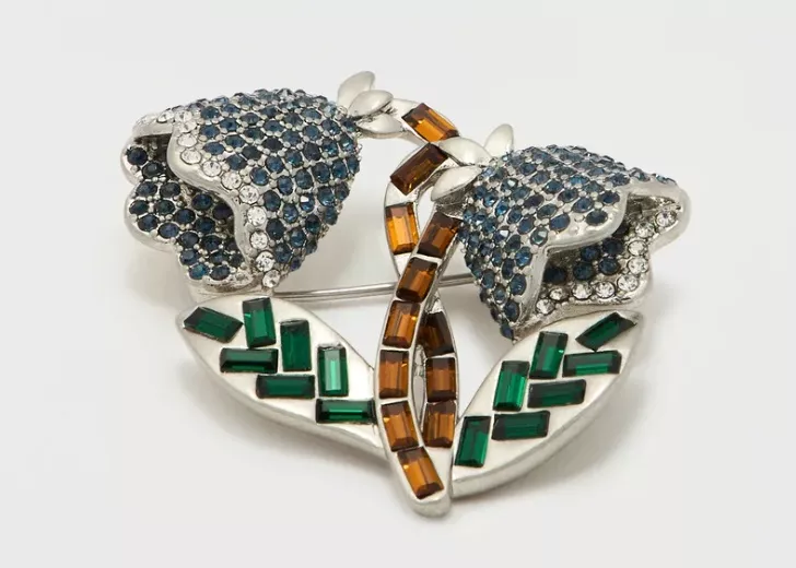 Květinová brož, Weekend Max Mara, 2 400 Kč