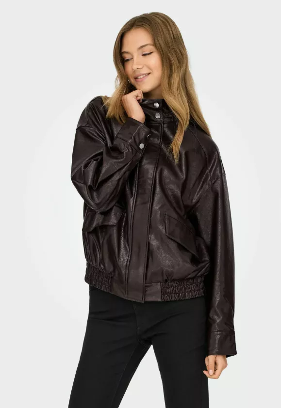 Bundy s vysokým límcem