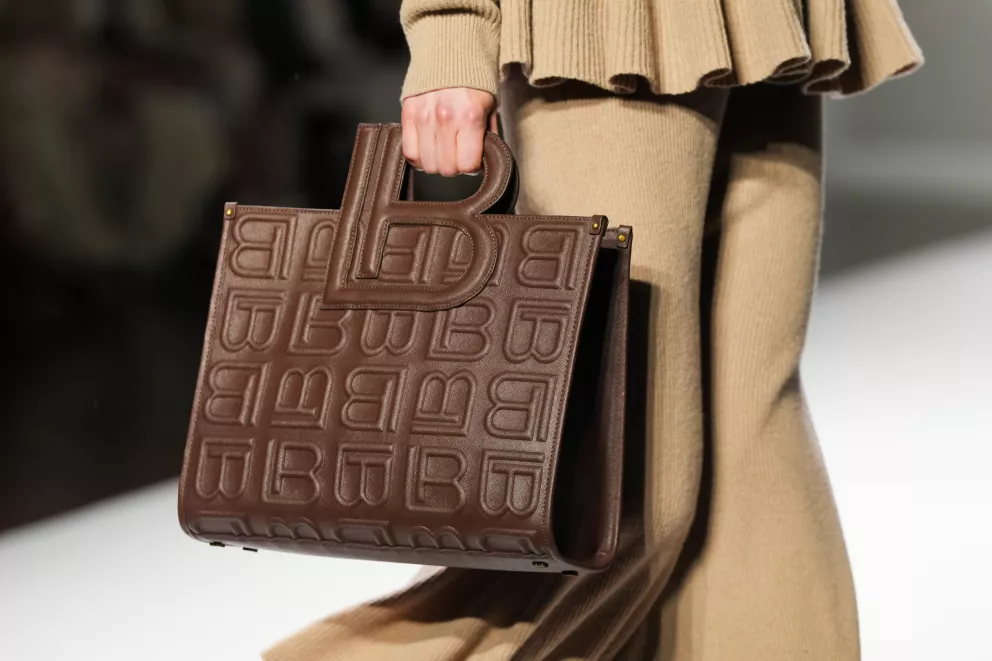 laura biagiotti kabelka