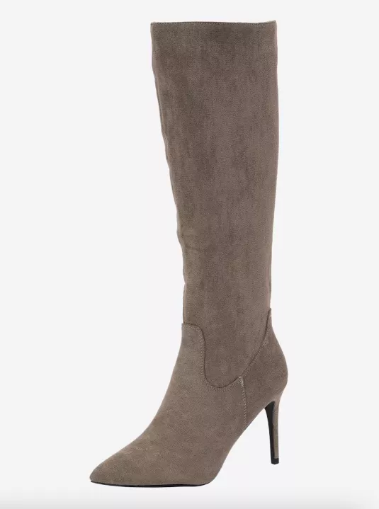 <p>ABOUT YOU 1549 Kč</p>
