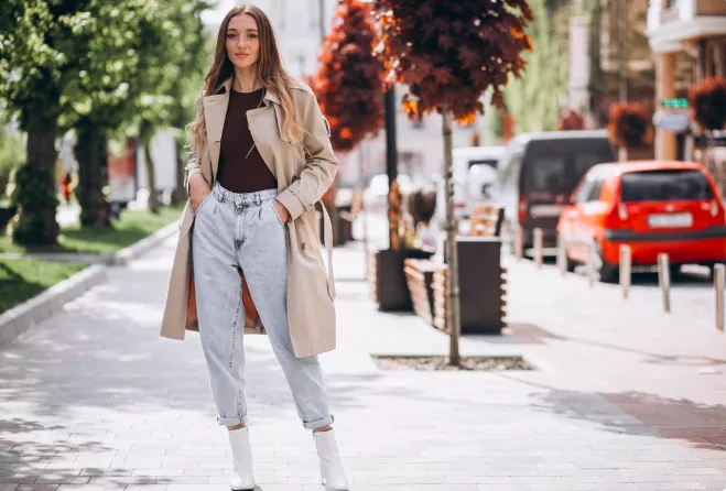 Jsou pohodlné a trendy. Tyto kalhoty sluší všem postavám, přesto se jich mnohé ženy bojí 