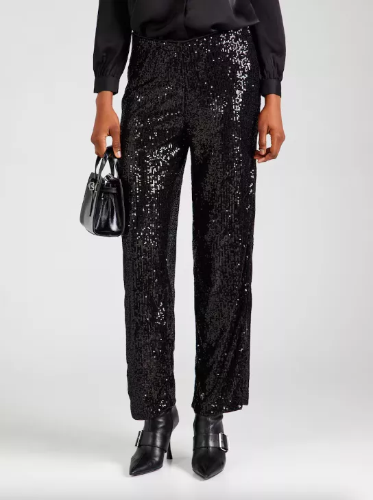 <p>b.young 1099 Kč</p>
