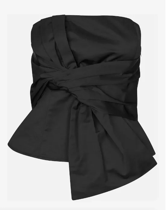 <p>SECOND FEMALE 2300 Kč</p>
