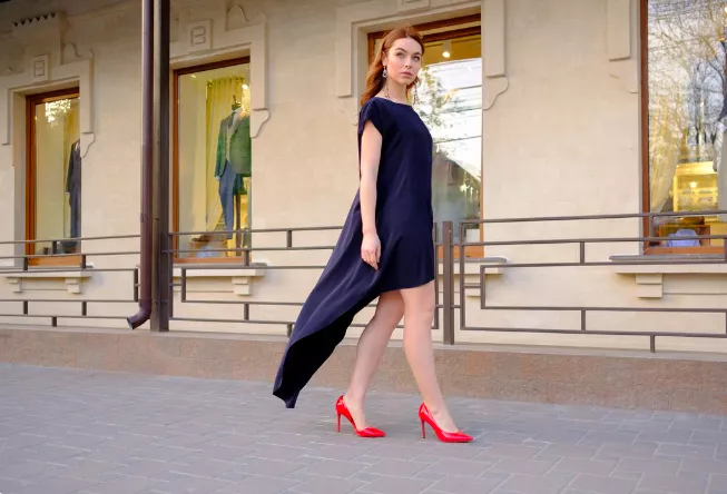 Máte rádi lodičky? Pak si je letos pořiďte v tomto tvaru. Podpatek v tomto ohledu roli nehraje