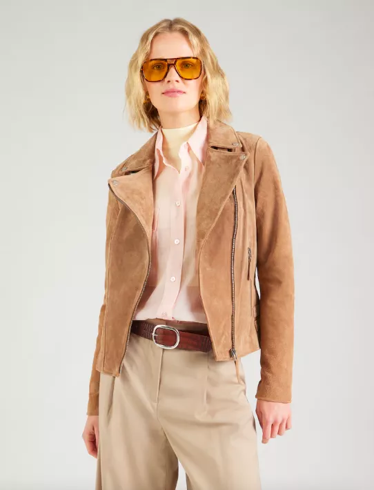 <p>FREAKY NATION 3449 Kč</p>
