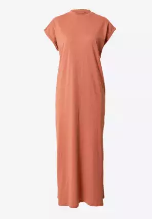 <p>Urban Classics 700 Kč</p>
