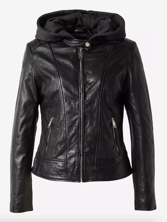 <p>Maze 4699 Kč</p>
