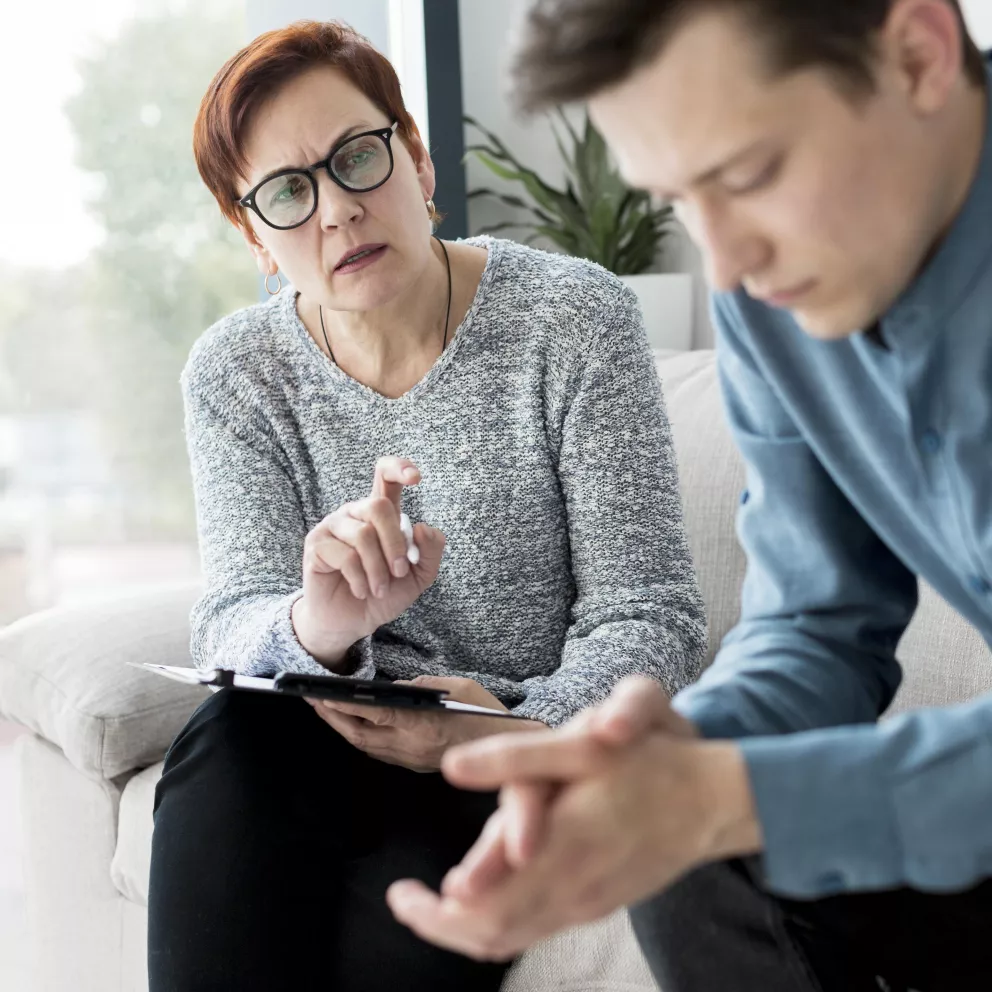 muž, žena, rodina, pomoc, společné bydlení