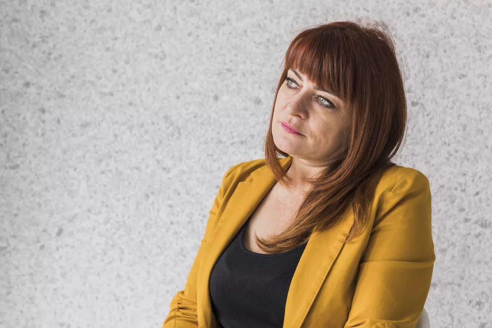 žena, smutek, přátelství, kamarádky, láska