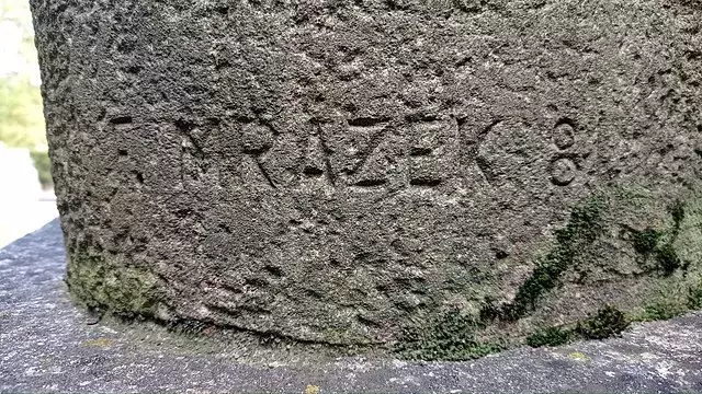 Devadesátky