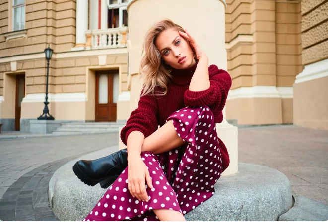 Pruhy nebo puntíky. Jaro ve stylu retra pro ženy 50+