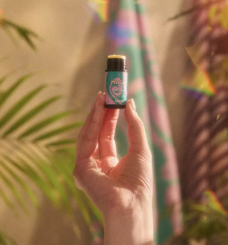 Balzám na spánky s CBD pro zklidnění a jasnou mysl 