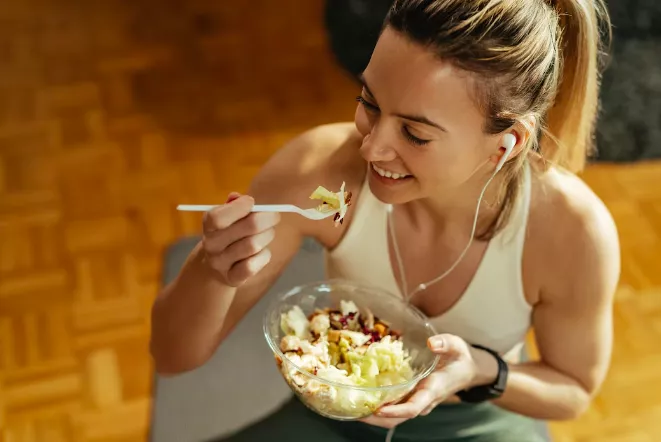 Vláknina je již dlouho spojována především se zlepšením trávení, ale její význam pro tělo sahá mnohem dále. Existuje stále více důkazů o tom, že může podporovat nejen střeva a srdce, ale i mozek.