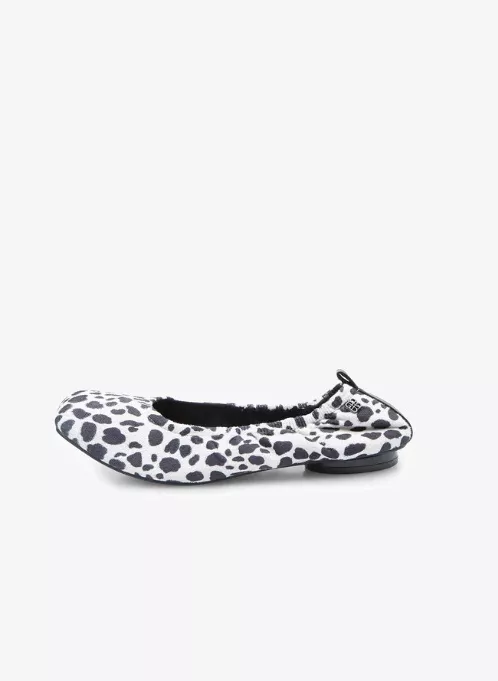 Pružné baleríny, Baťa, 599 Kč