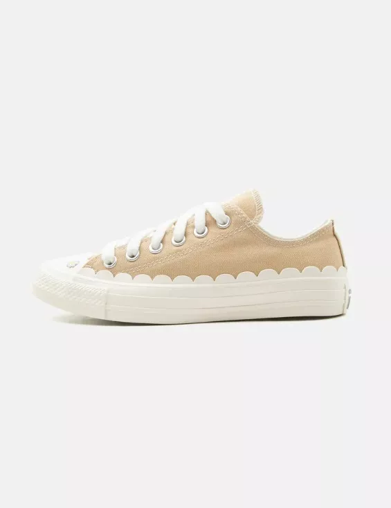 Dámské tenisky, Converse, 1 810 Kč