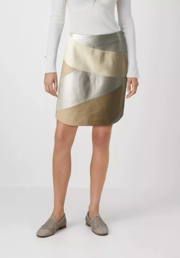 Metalická sukně, Bruuns Bazaar, 972 Kč