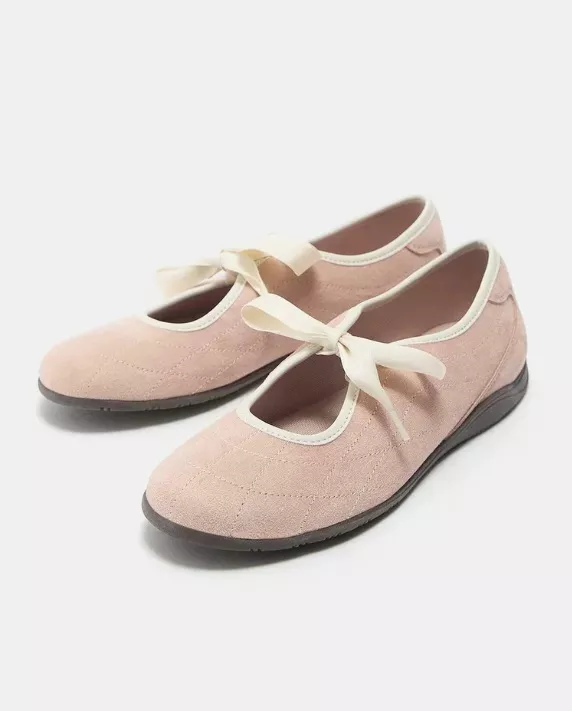 Baleríny, PULL&BEAR, 699 Kč