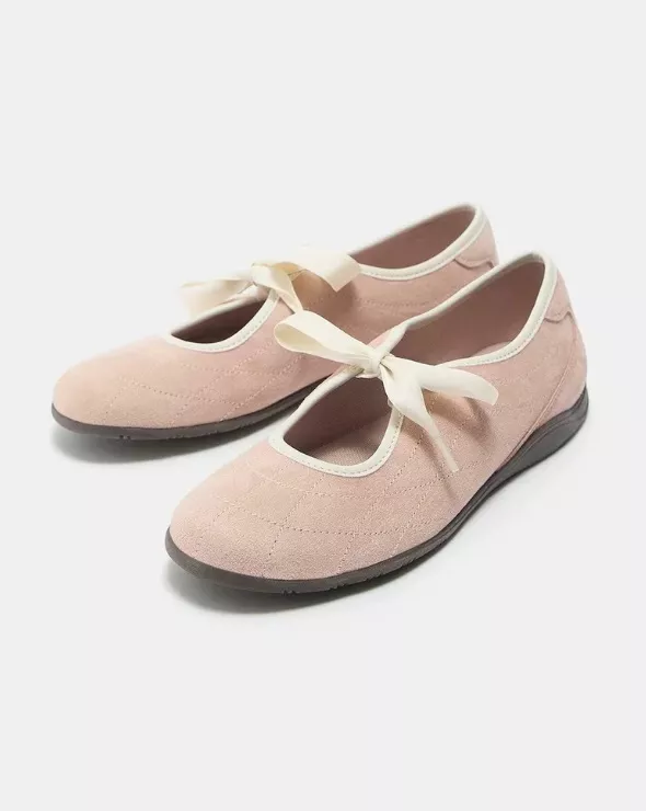 Baleríny, PULL&BEAR, 699 Kč