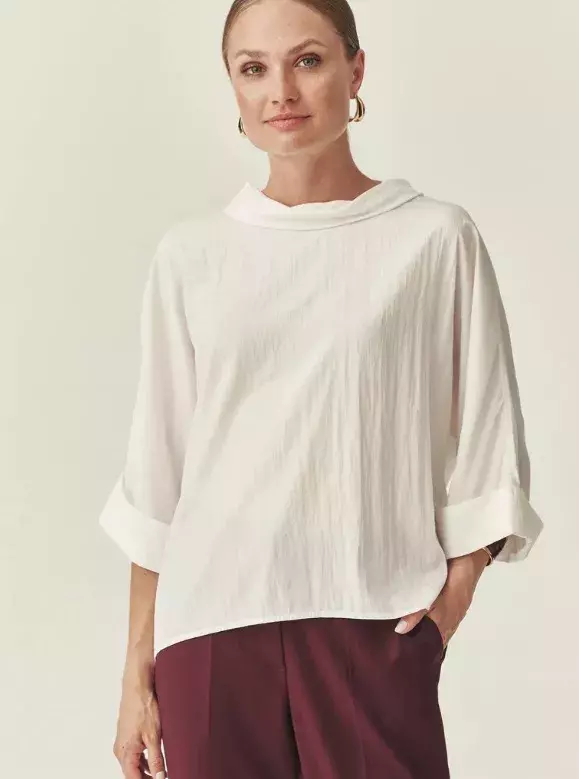 Halenka s netopýřími rukávy, TATUUM, 1 199 Kč