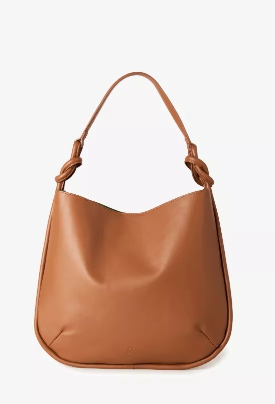 Kožená kabelka, United Colors of Benetton, 1 799 Kč