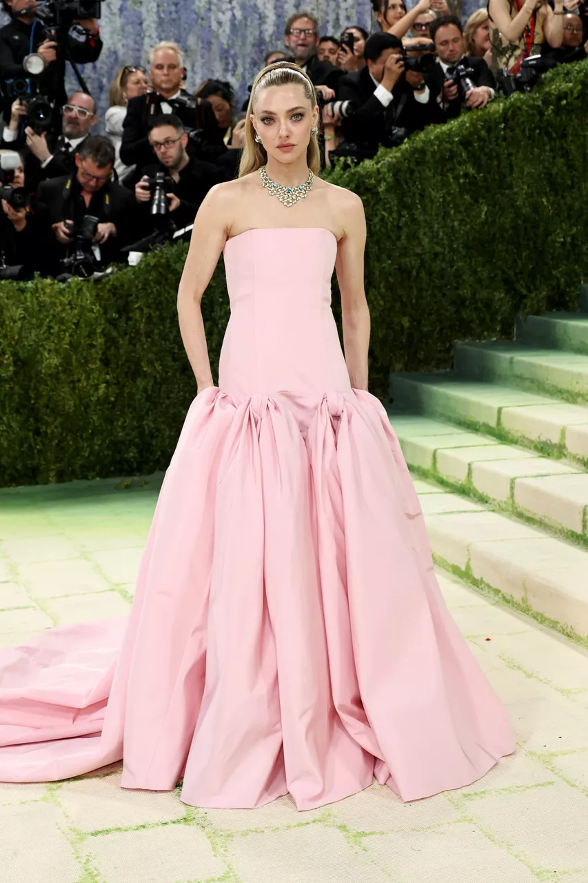 Met Gala 2026: Hvězdy a jejich outfity ve stylu Fashion is Art opět bodovaly na červeném koberci