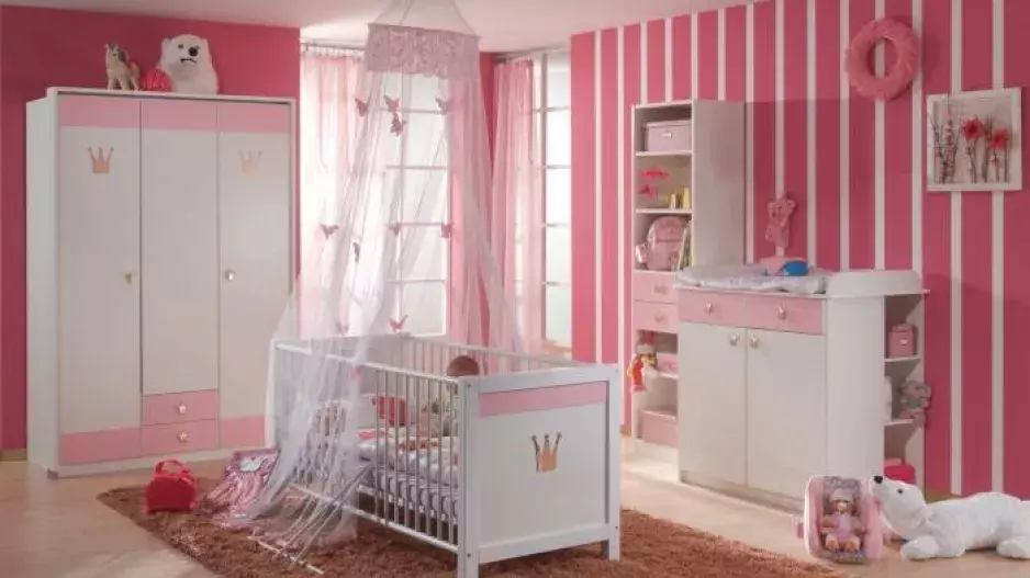 Pusťte si domů růžovou! Rozzáří, zútulní a potěší!