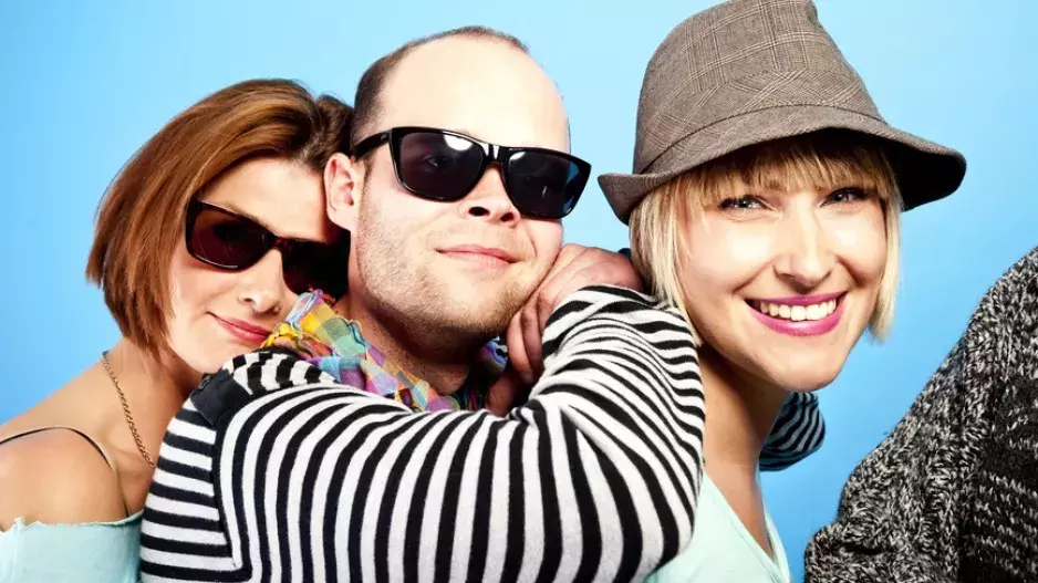 Paralelní vztahy 1: Je to normální?