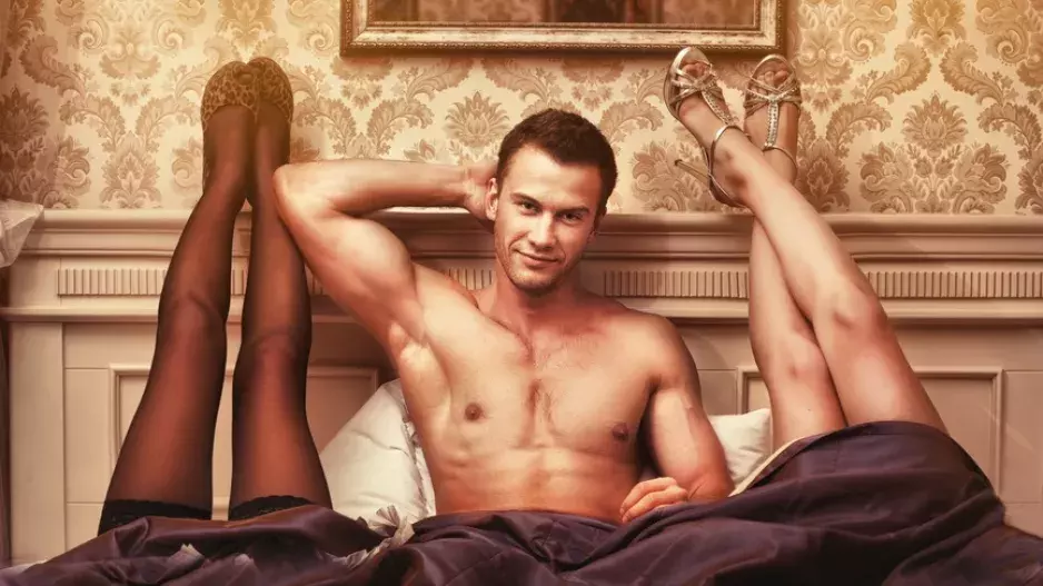 Paralelní vztahy 2: Je to spíš mužská hra