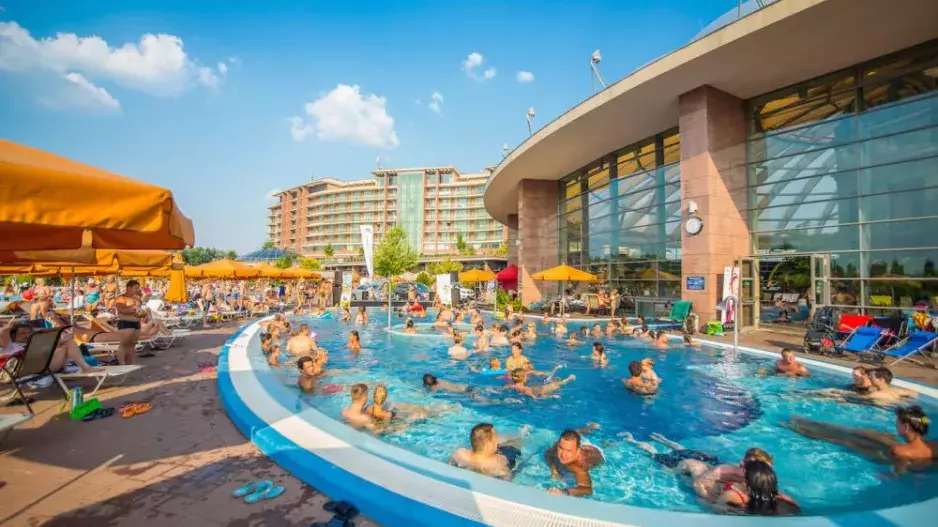 Horko! Check in, chill out