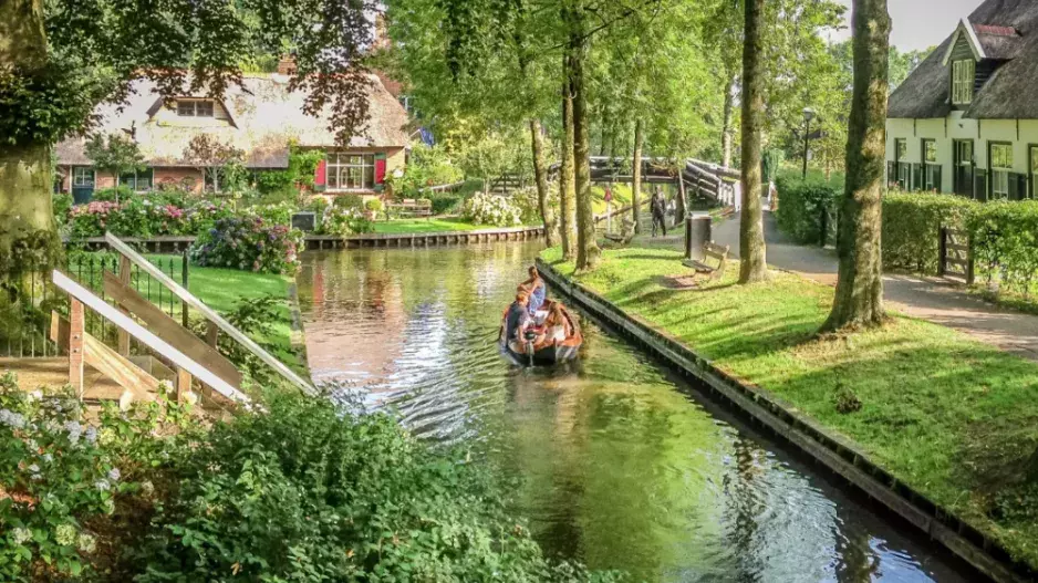 Giethoorn, nejromantičtější místo na světě, které skoro nikdo nezná