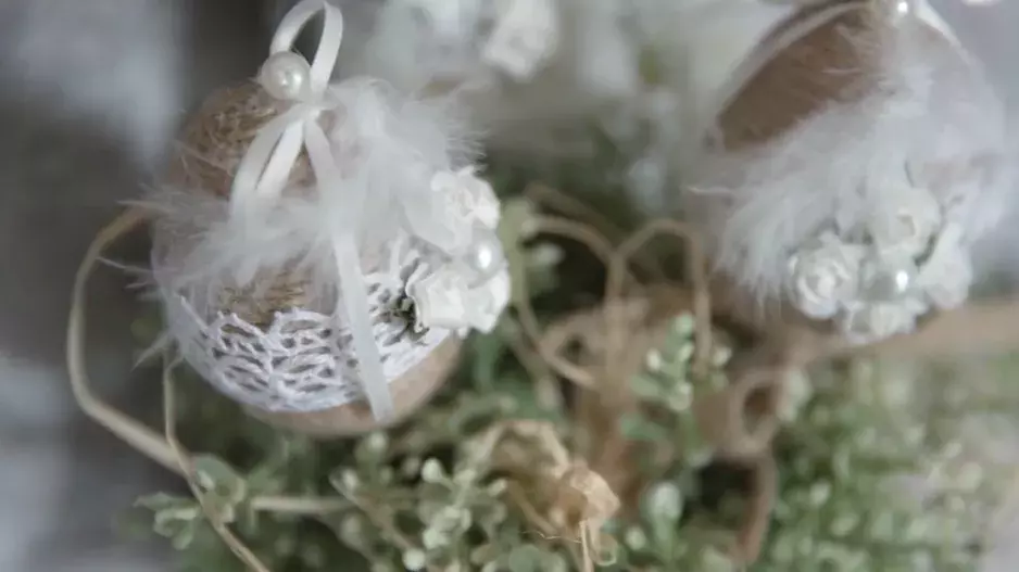 Video: Vyrobte si krásné velikonoční vajíčko do květináče i na pověšení