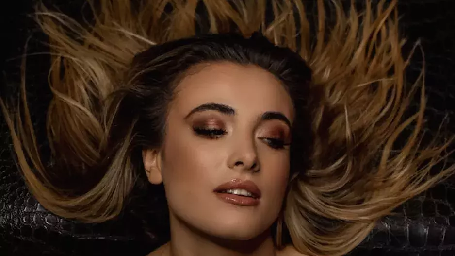 Podzim ve vašich vlasech: Nebojte se ztmavit barvu