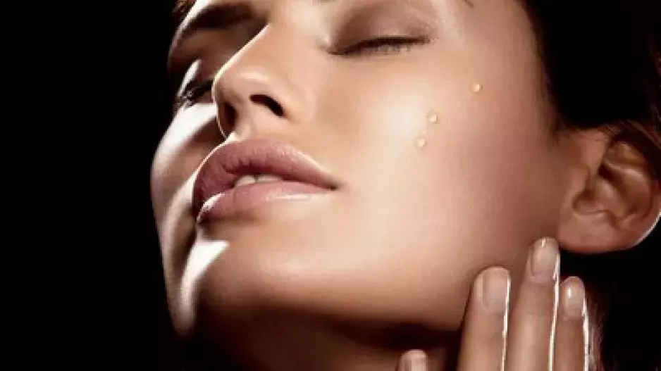 Pleť v zimě: Vsaďte na esenciální oleje