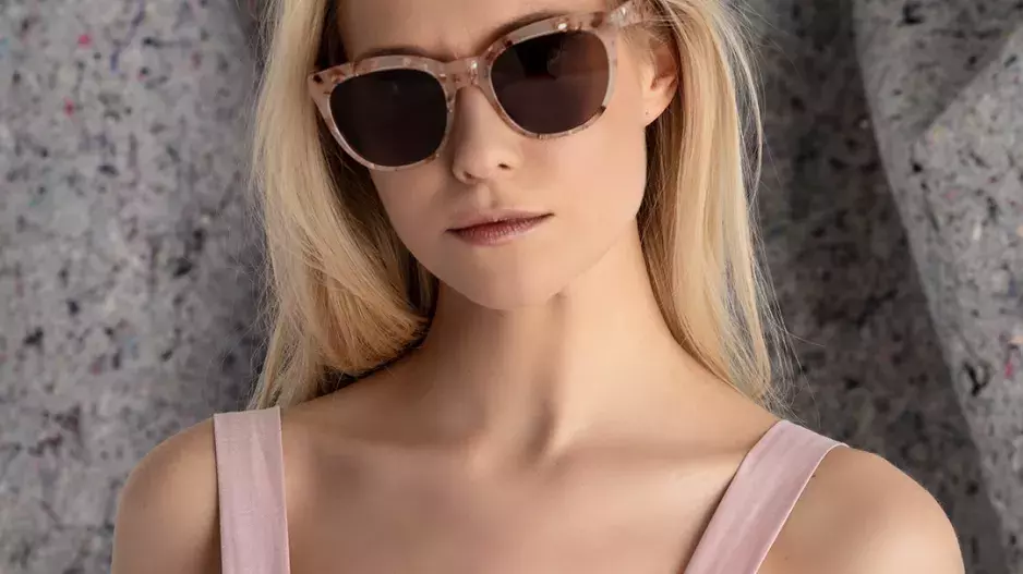 Okouzlete ve slunečních brýlích