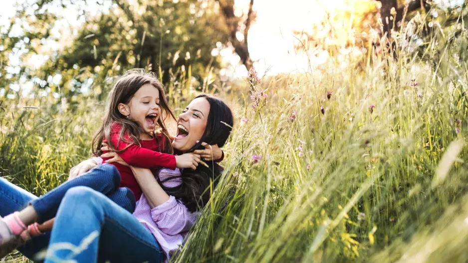 Top rodiče podle zvěrokruhu, kteří to se svými potomky umí: Pohotová a obětavá znamení jsou nejlepšími rodiči