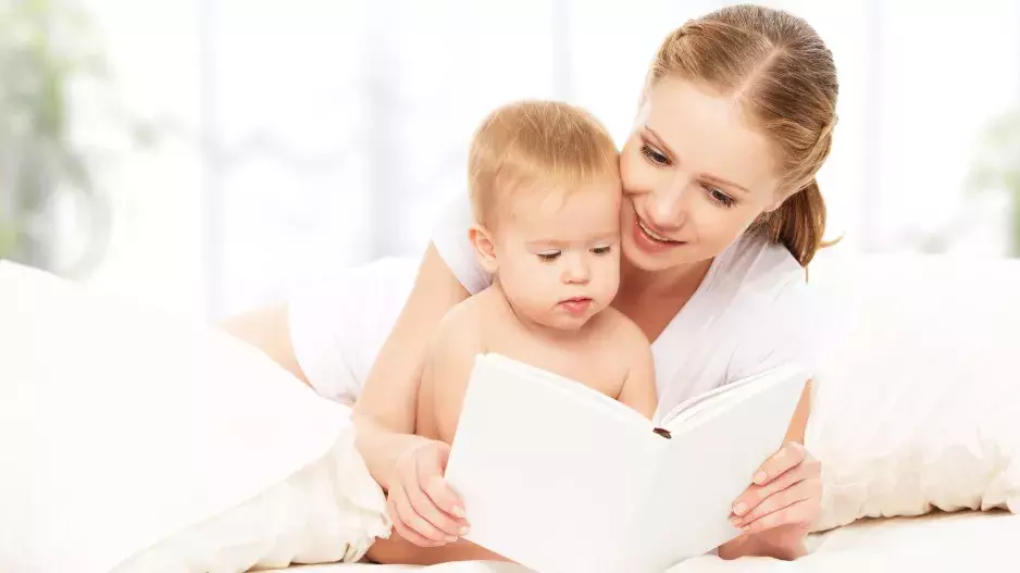 Věk matky ovlivňuje inteligenci dítěte, říkají vědci