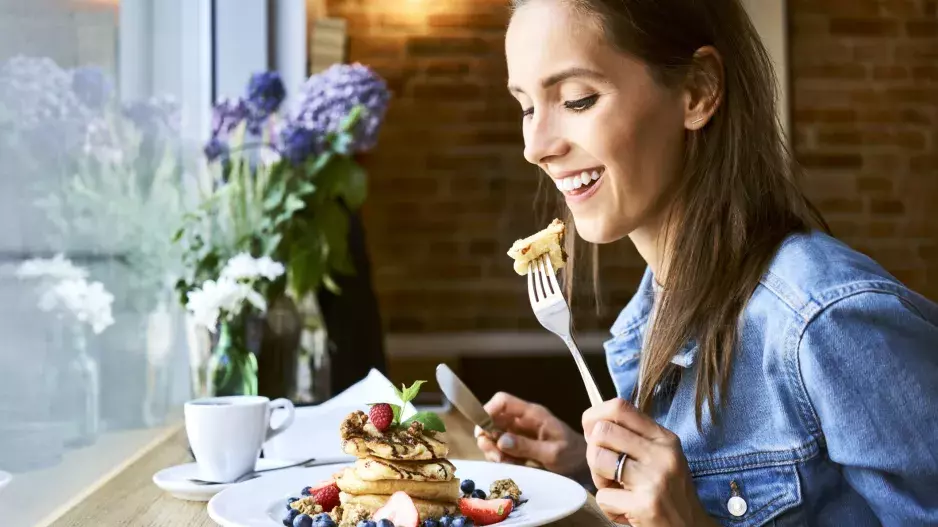 Jsou zdravé, ale ne dietní: Potraviny, které jsou vysoce kalorické a vy nevědomky přibíráte na váze