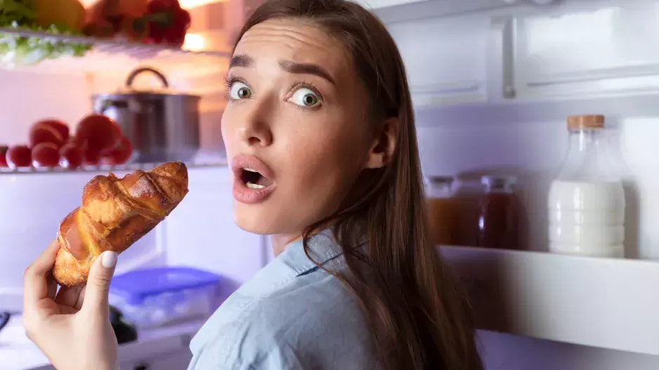 Snažíte se přestat, ale nejde to? Skoncujte s nezdravým přejídáním jednou pro vždy. Jak začít?