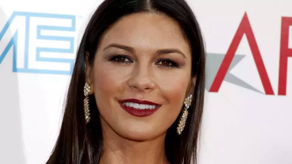 Dcera Catherine Zety-Jones dovršila osmnácti let. Krásu zdědila po mamince