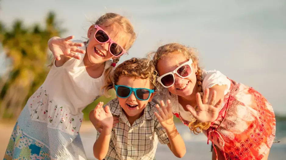 Jste nejstarší, prostřední nebo nejmladší sourozenec? Zjistěte, jak to ovlivnilo vaši osobnost