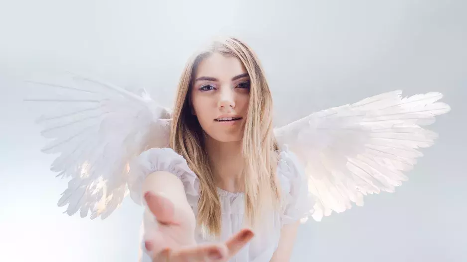 Poselství andělů: Vyberte si jednu ze tří karet, prozradí vám, jaká budoucnost vás čeká v příštím týdnu. Který z archandělů nad vámi bude bdít?