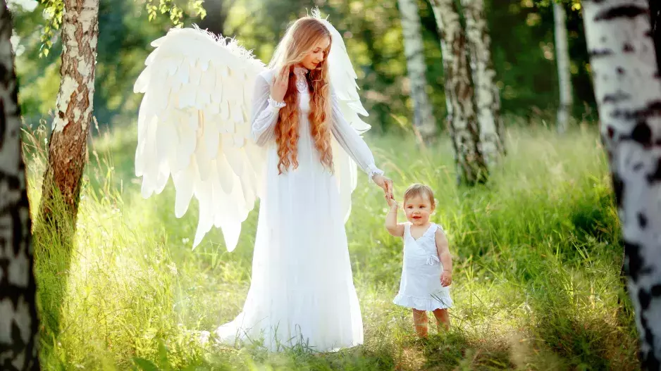 Strážný anděl v lidské podobě: Víte, kdo z vašich blízkých vás ochraňuje? 8 známek, podle kterých ho poznáte!