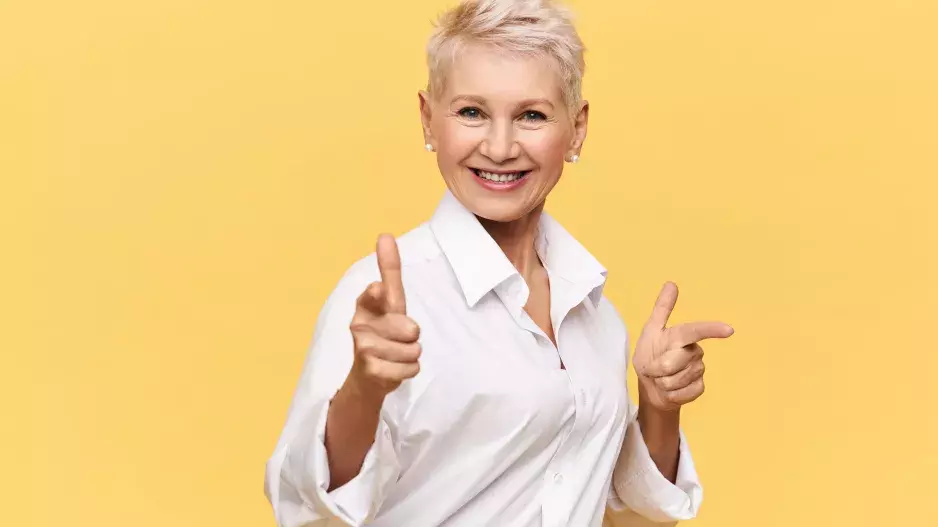 Jak vypadat mladší díky oblečení: Malé změny vám uberou roky